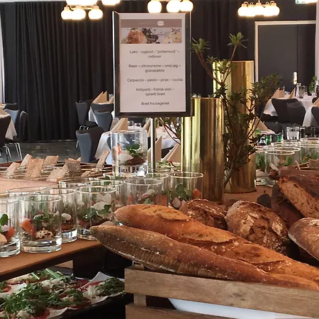 Ξενοδοχείο Park 4*